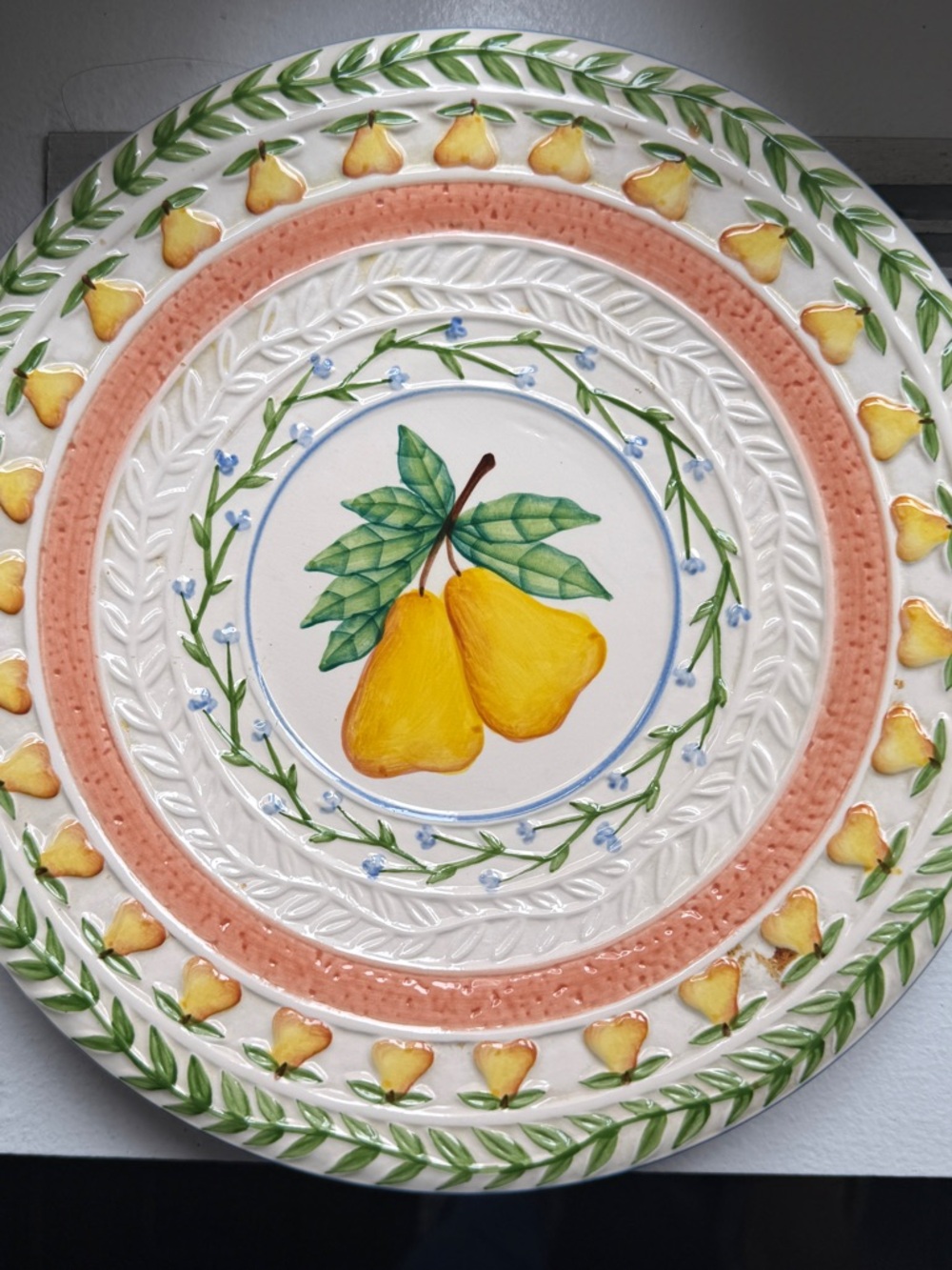 Strata Group Fresh N Fruity Hand Painted Design 8.75" Plates, set of 6 - Picture 2 of 9